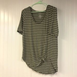 Maurices Striped Olive Green Women's Tshirt Top Large Tie Bottom Accent